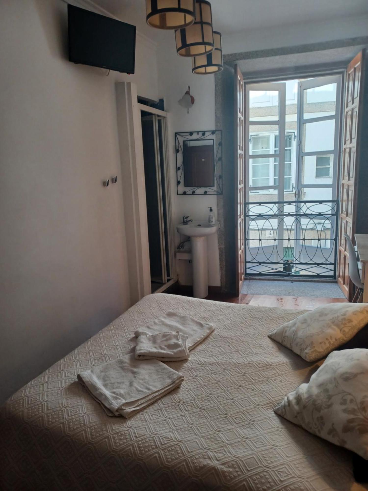Hostal Forest Σαντιάγο ντε Κομποστέλα Δωμάτιο φωτογραφία